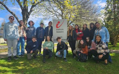 CATORCE ESTUDIANTES DE TODO EL PAÍS RECORRIERON EL BALSEIRO DURANTE UNA SEMANA