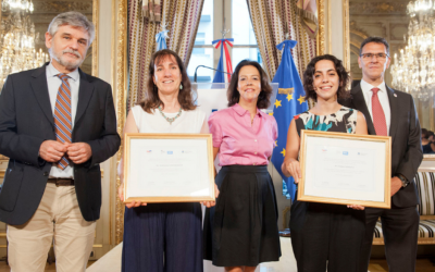 UNA DOCENTE DEL BALSEIRO FUE DISTINGUIDA EN LA EMBAJADA DE FRANCIA EN ARGENTINA